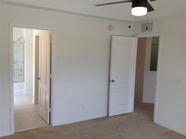 Building Photo - 2300 Betsy Ross Ln