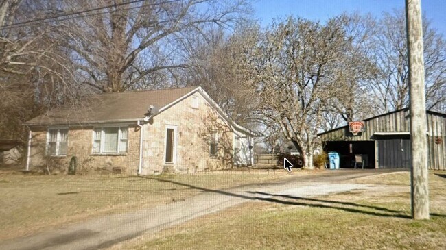 Building Photo - 202 Munford Ave