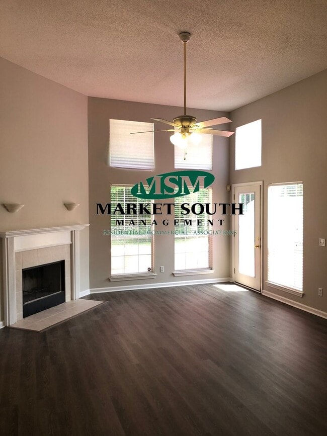 Primary Photo - **REDUCED** BEAUTIFUL HOME IN POOLER