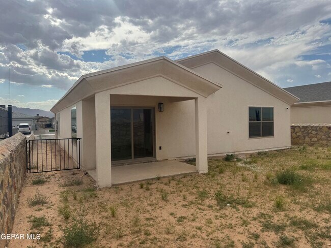Building Photo - 12528 Polo Norte Dr