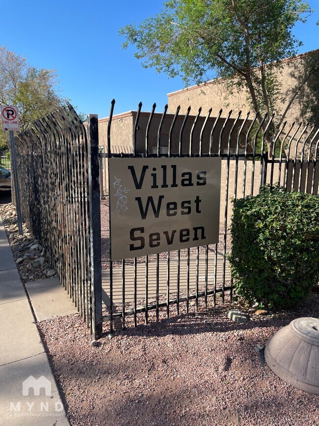 Building Photo - 5308 W Belleview St