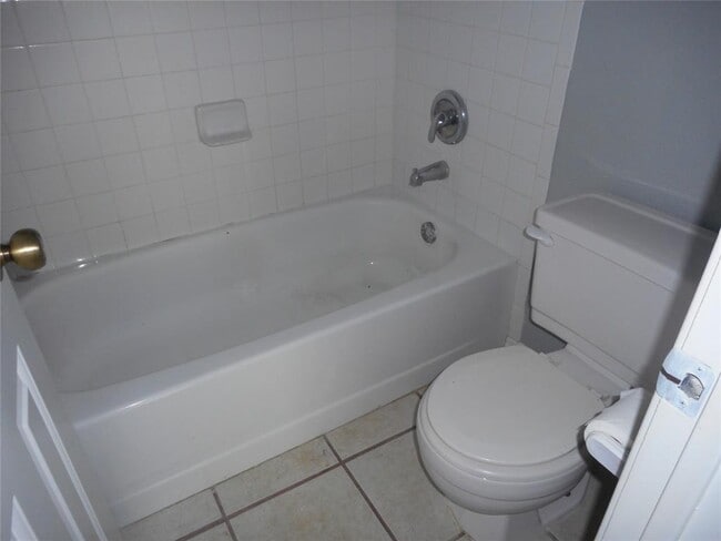 Building Photo - 20407 Blue Juniper Dr