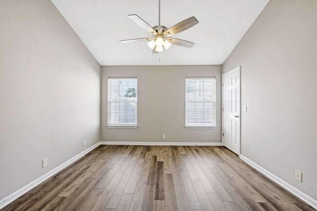 Building Photo - 118 Lancaster Gate Pl