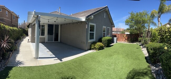 Building Photo - 42912 Beamer Ct