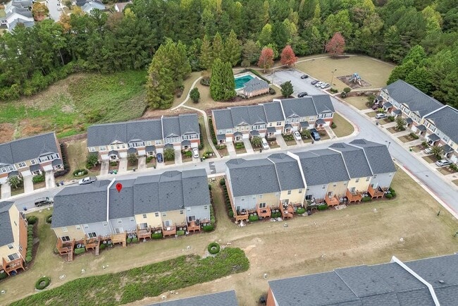 Building Photo - 805 Tulip Poplar Way