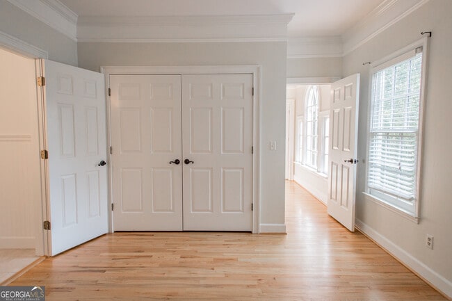 Building Photo - 540 Birkdale Dr