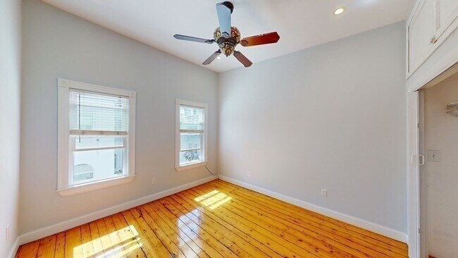 Building Photo - 4 M Street Pl