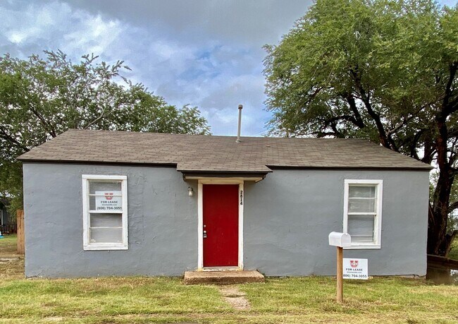 Primary Photo - 2814 Grinnell St