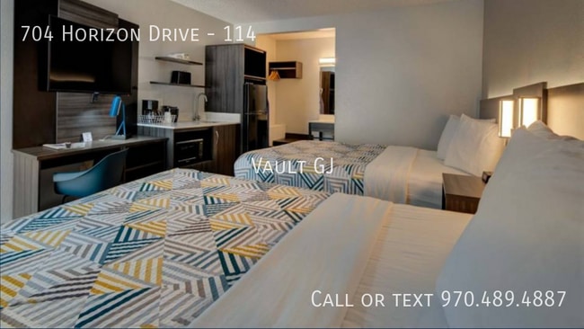 Building Photo - 704 Horizon Dr