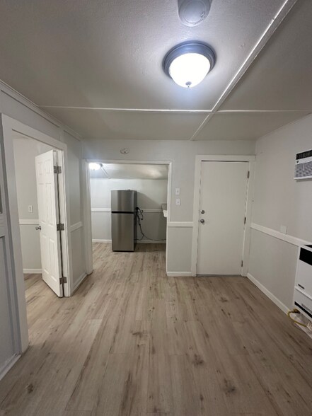 Building Photo - 4036 4th St