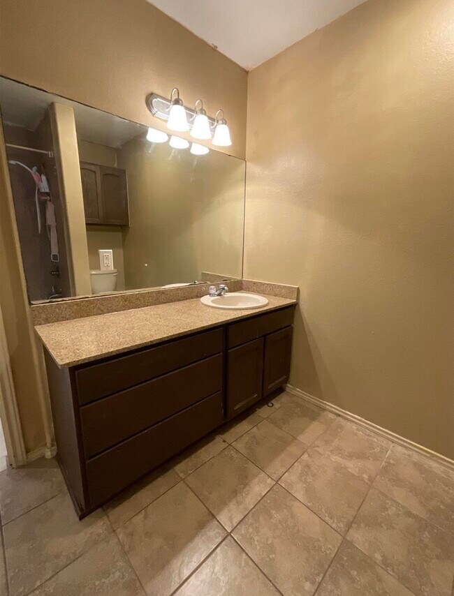 Building Photo - 6104 Monaguillo Dr