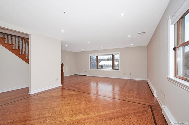 Building Photo - 228 Lincoln Ave