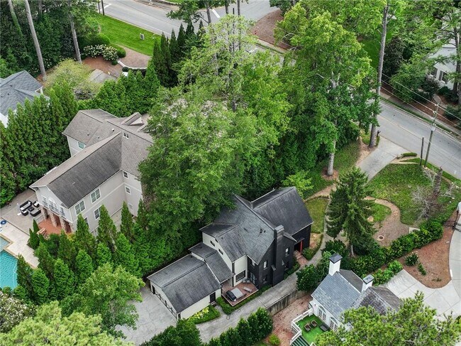 Building Photo - 3345 Habersham Rd NW