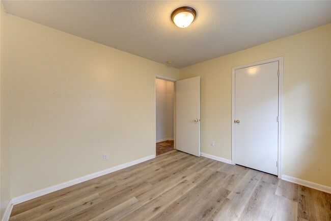 Building Photo - 10622 Lonesome Dove Trail