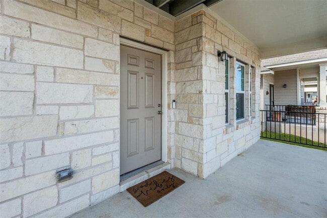 Building Photo - 221 Duck Creek Trail