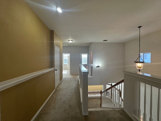 Building Photo - Stone Oak home for rent in gated community