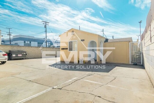 Building Photo - 11900 Firestone Blvd