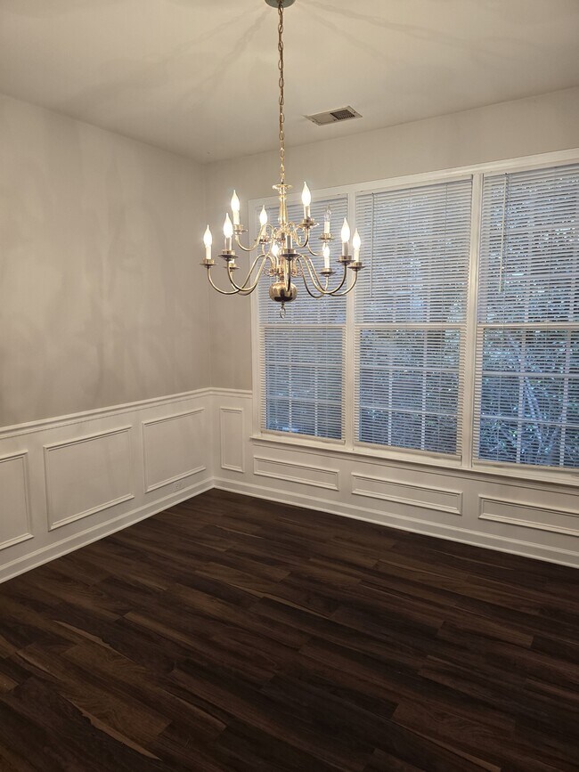 Building Photo - 7803 Harrington Woods Rd