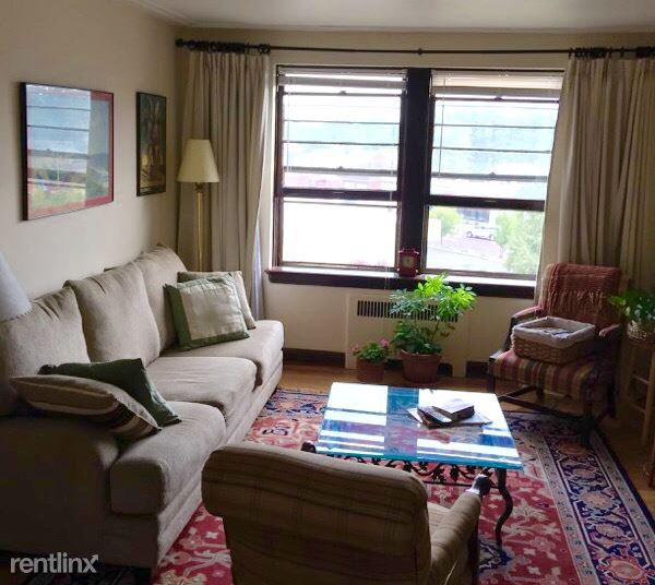 Building Photo - 5841 Devonshire Ave