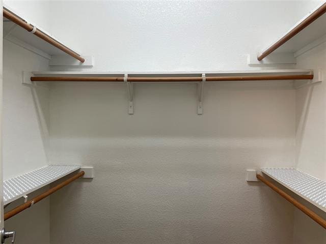 Building Photo - 1208 Lazy Ln