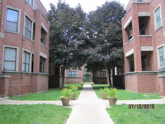 Building Photo - 6100 S Dorchester Ave