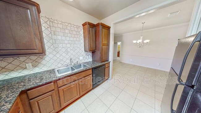 Building Photo - 159 Forest Dr Loop