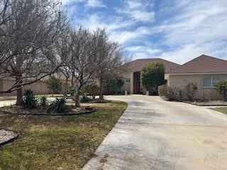 Building Photo - 8104 San Antonio Ave
