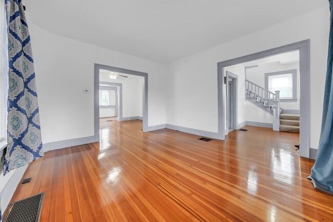 Building Photo - 1309 St Marys Blvd