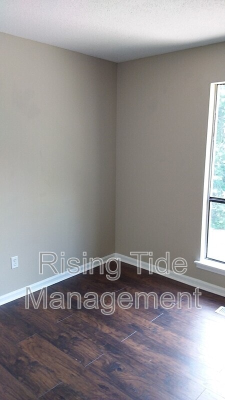 Building Photo - 8512 Cedar Bark Cir