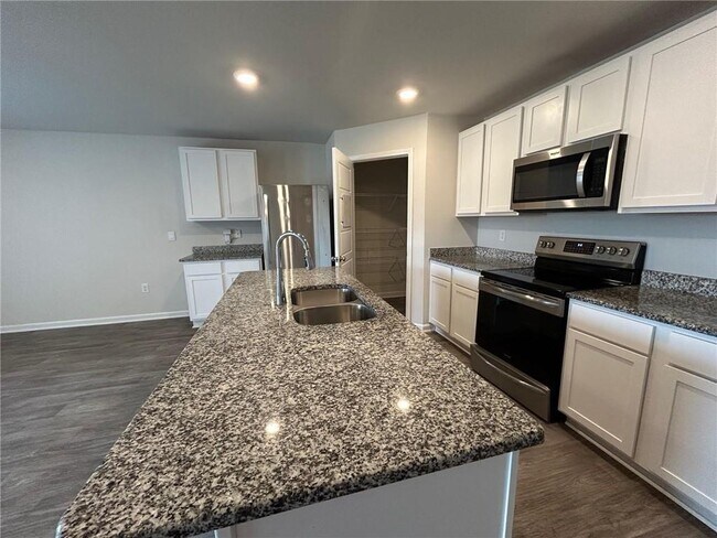 Building Photo - 20866 Petal Dr