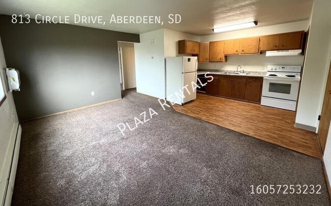 Building Photo - 2104 3rd Ave SE