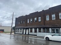 Building Photo - 373 Munson Ave