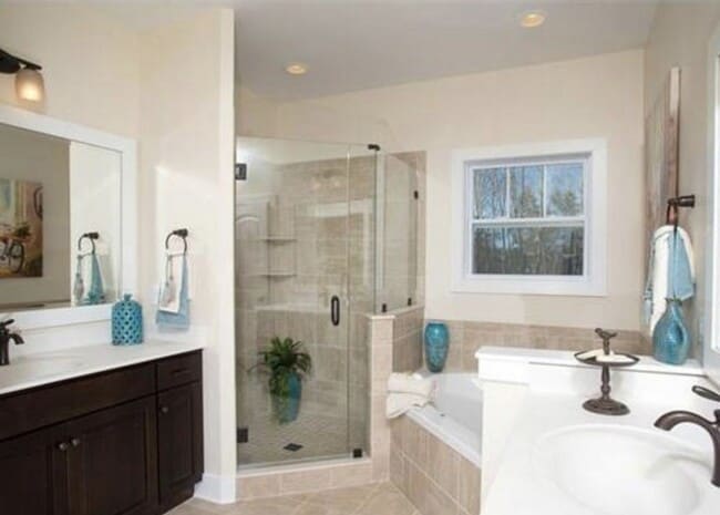 Building Photo - Weaverville