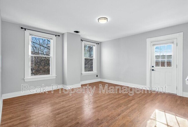 Building Photo - 2901 Ellwood Ave