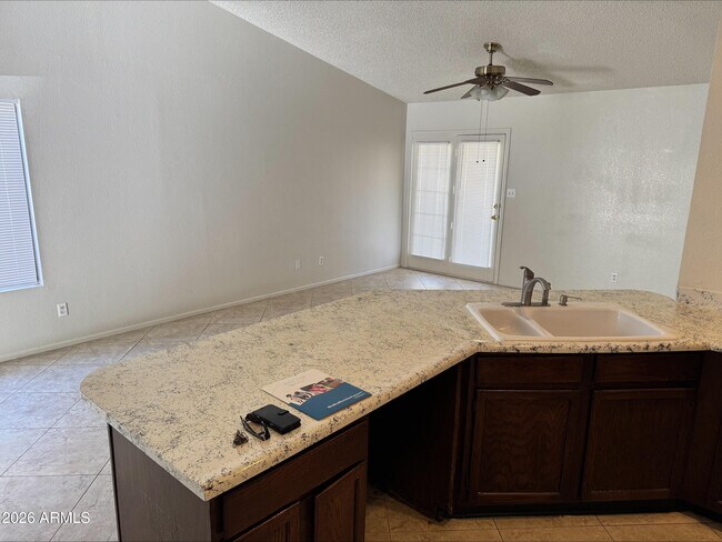 Building Photo - 1206 W Citation Dr