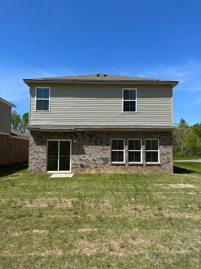 Building Photo - Three Bedroom | Two and a Half Bathroom Home in Cullman