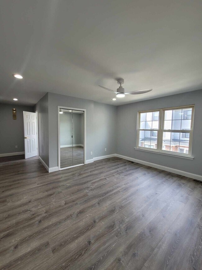 Building Photo - 3 Covington Ct