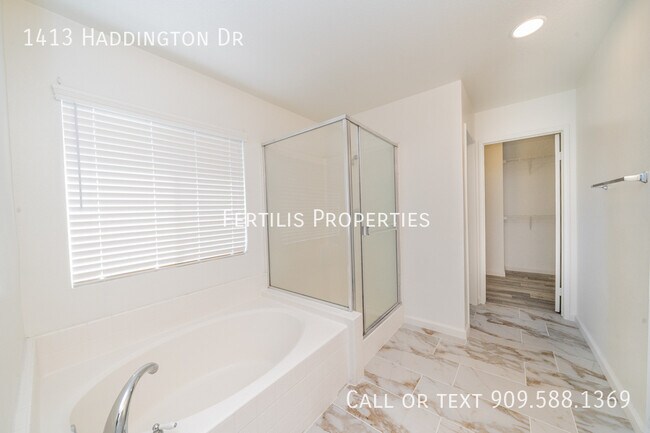 Building Photo - 1413 Haddington Dr