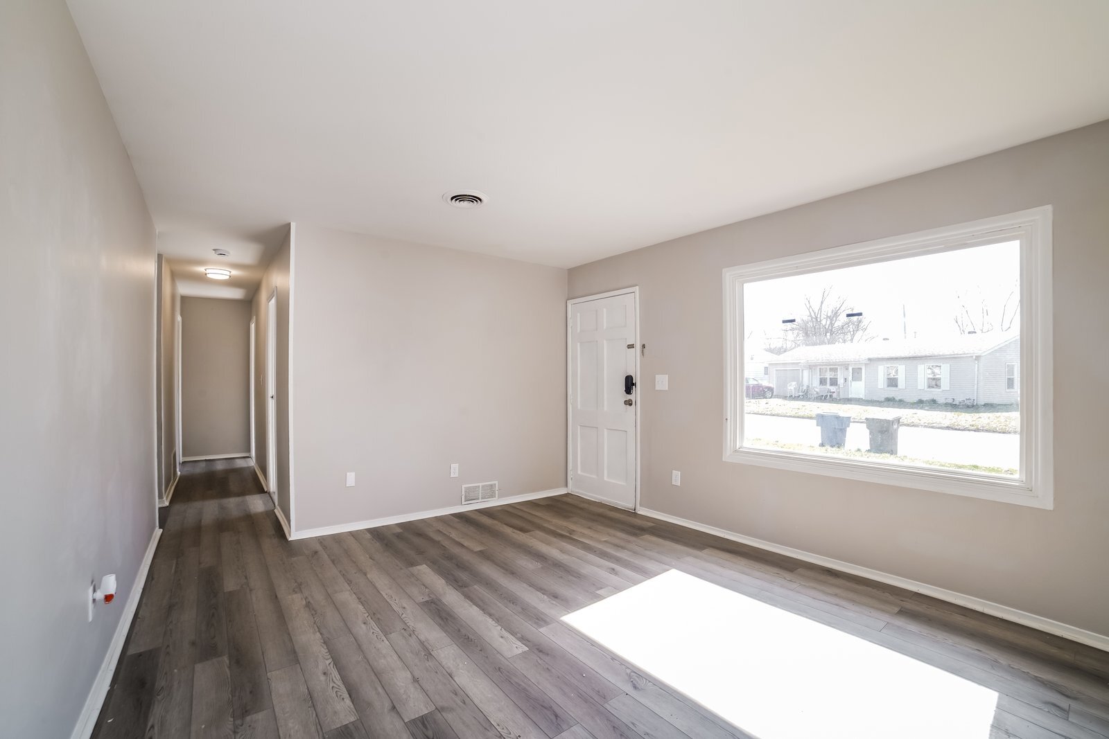 Building Photo - 1609 Koch St