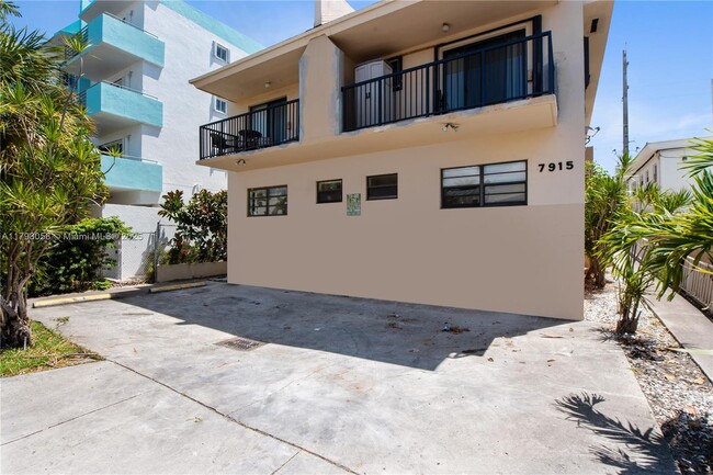 Building Photo - 7915 Harding Ave