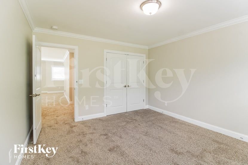 Building Photo - 2802 Fallin Ct