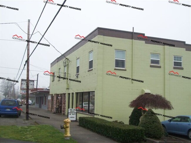 Building Photo - r174a