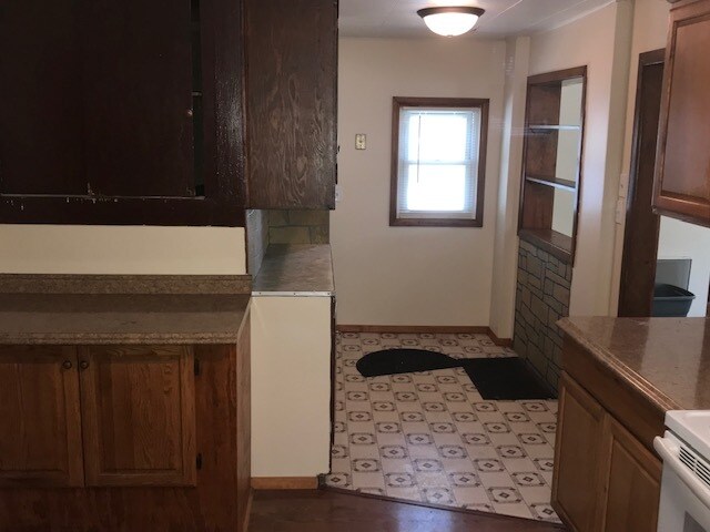 'Entry Way - 530 McKinley Ave