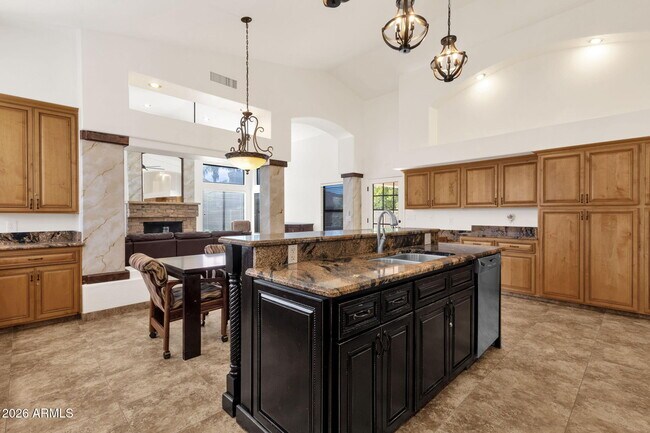 Building Photo - 5431 E Shea Blvd