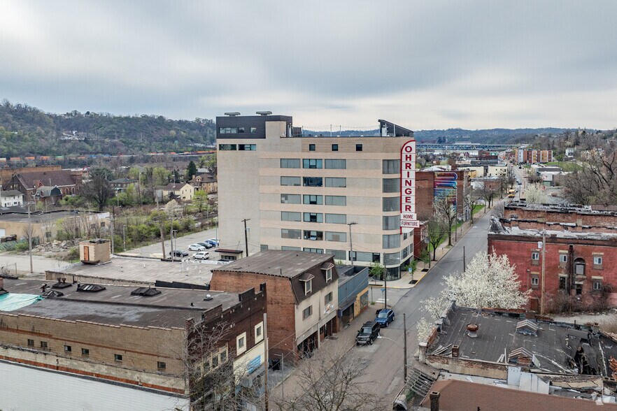 Building Photo - The Ohringer