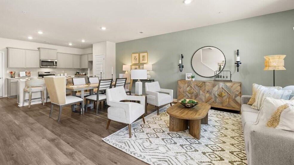 Building Photo - 6741 Leigh St