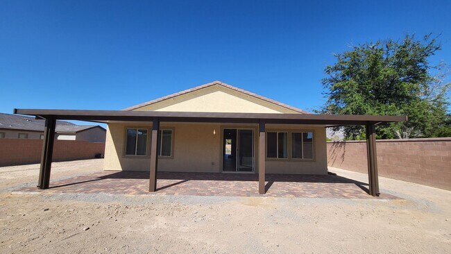 Building Photo - 5447 Splendido Ave