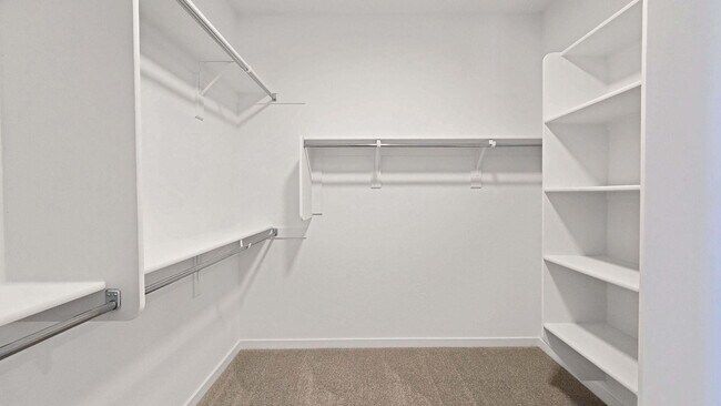 Building Photo - 17863 W Elm St