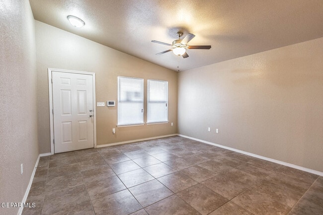 Building Photo - 10712 Blue Sage Cir
