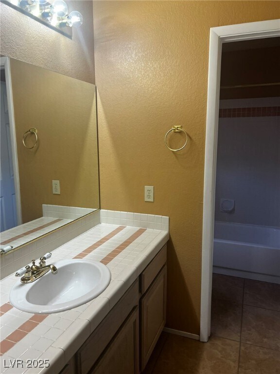 Building Photo - 289 Vallarte Dr
